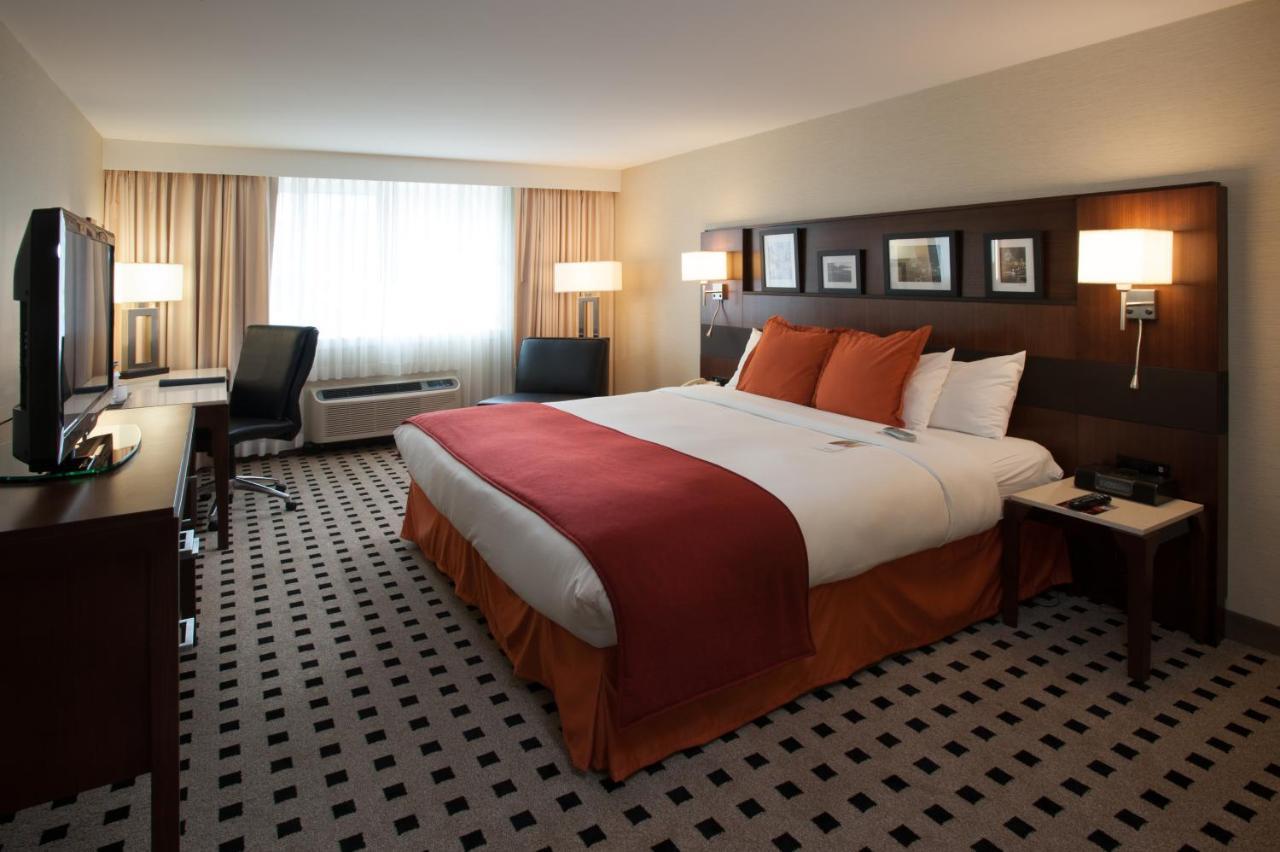 Penn Harris Hotel Harrisburg, Trademark By Wyndham Εξωτερικό φωτογραφία
